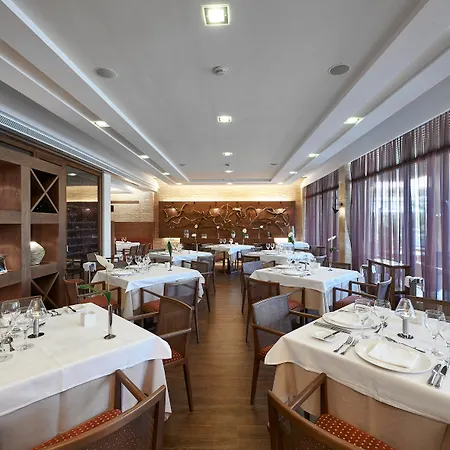 Insotel Fenicia Prestige & Hotel Santa Eularia des Riu