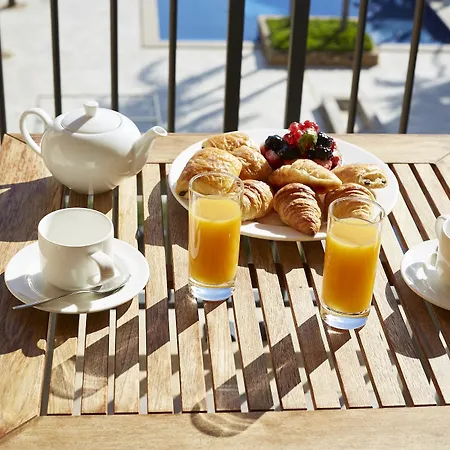 Insotel Fenicia Prestige & Santa Eularia des Riu